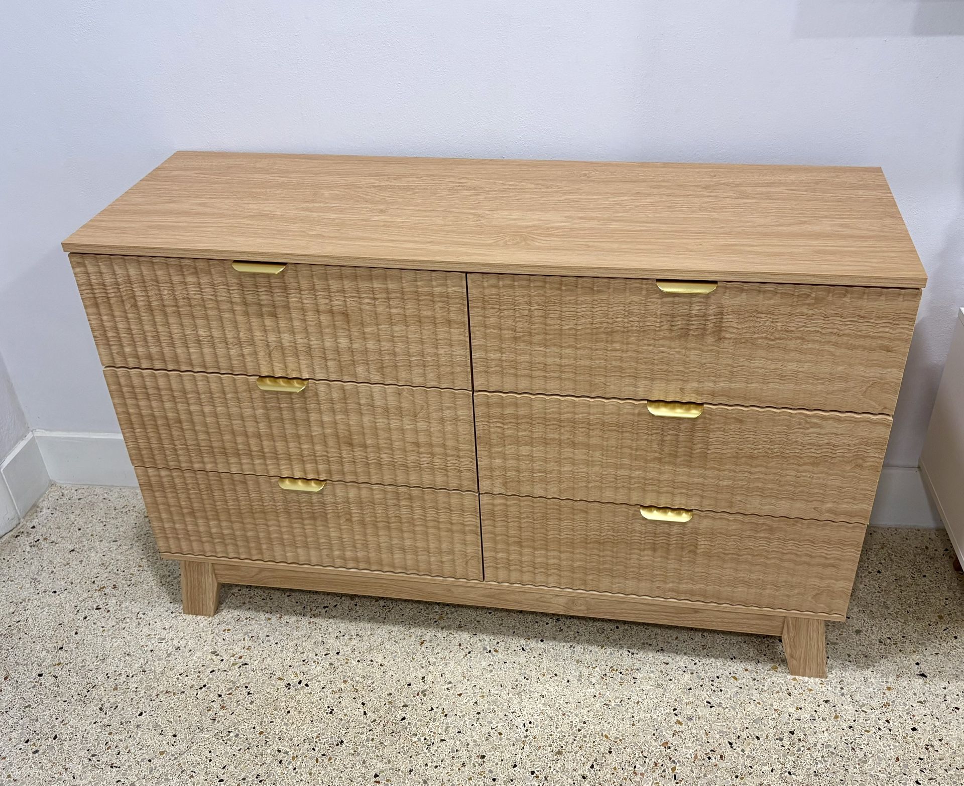 Dresser for Bedroom with 6 Drawers