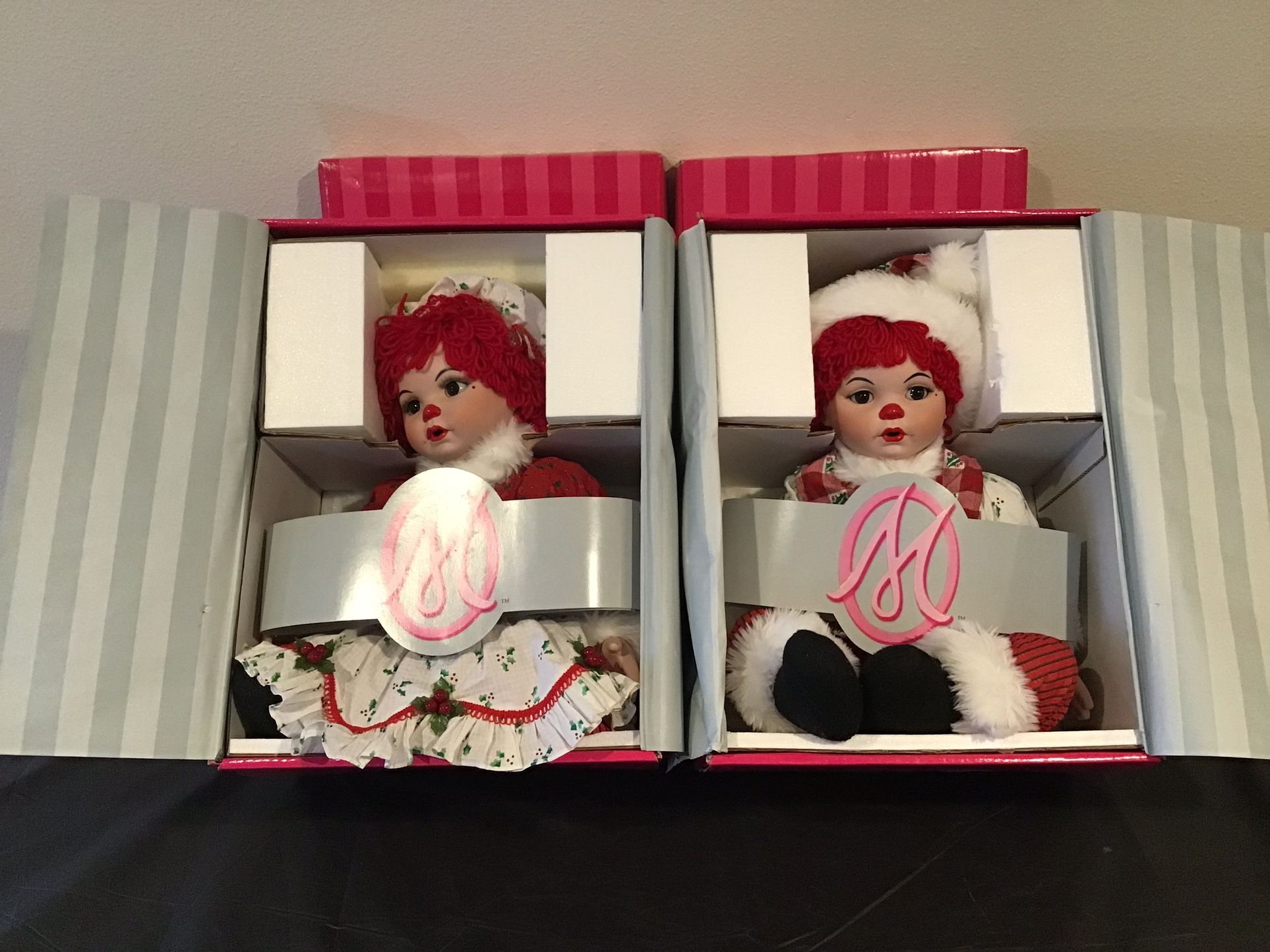 Marie Osmond Holiday Kissy And Huggs Limited Edition 2003 Dolls