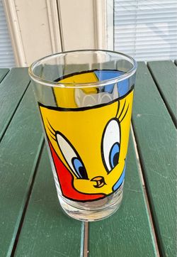 Vintage 1994 WarnerBros. Looney Tunes Glass withTweety Bird &Sylvester the Cat
