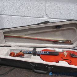 William Technic 1988 USA Violin And Bow In Carrying Case