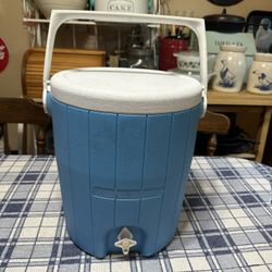 Vintage Coleman Roundabout 3 Gallon Beverage Cooler 