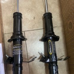 NEW Infiniti FX QX Monroe Oespectrum Front Struts Pair