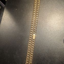 jackson gold necklace 