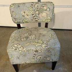 Furniture - Accent chair