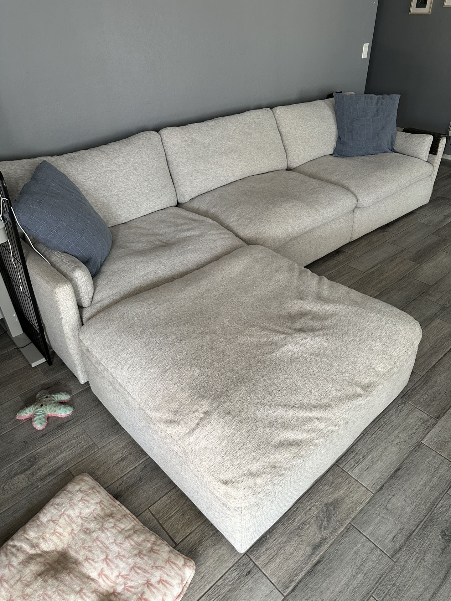 Sectional Couch 