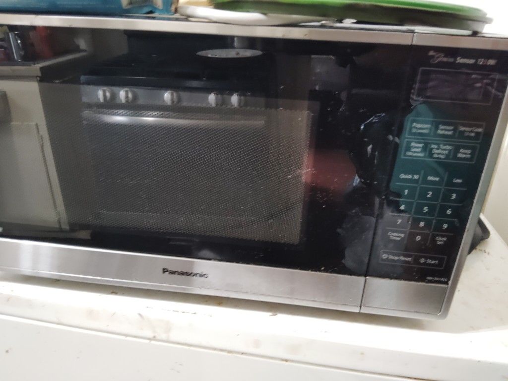 Microwave Panasonic 1250 Genius