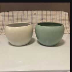 Two Factory Painted Metal 5" Flower Pots In Great Condition