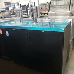 Dukers 61"L Keg Cooler Refrigerated 