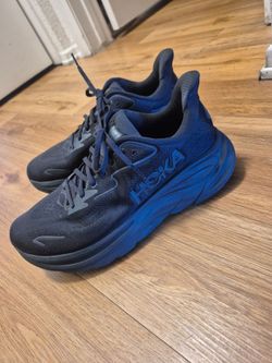 Hoka shoes