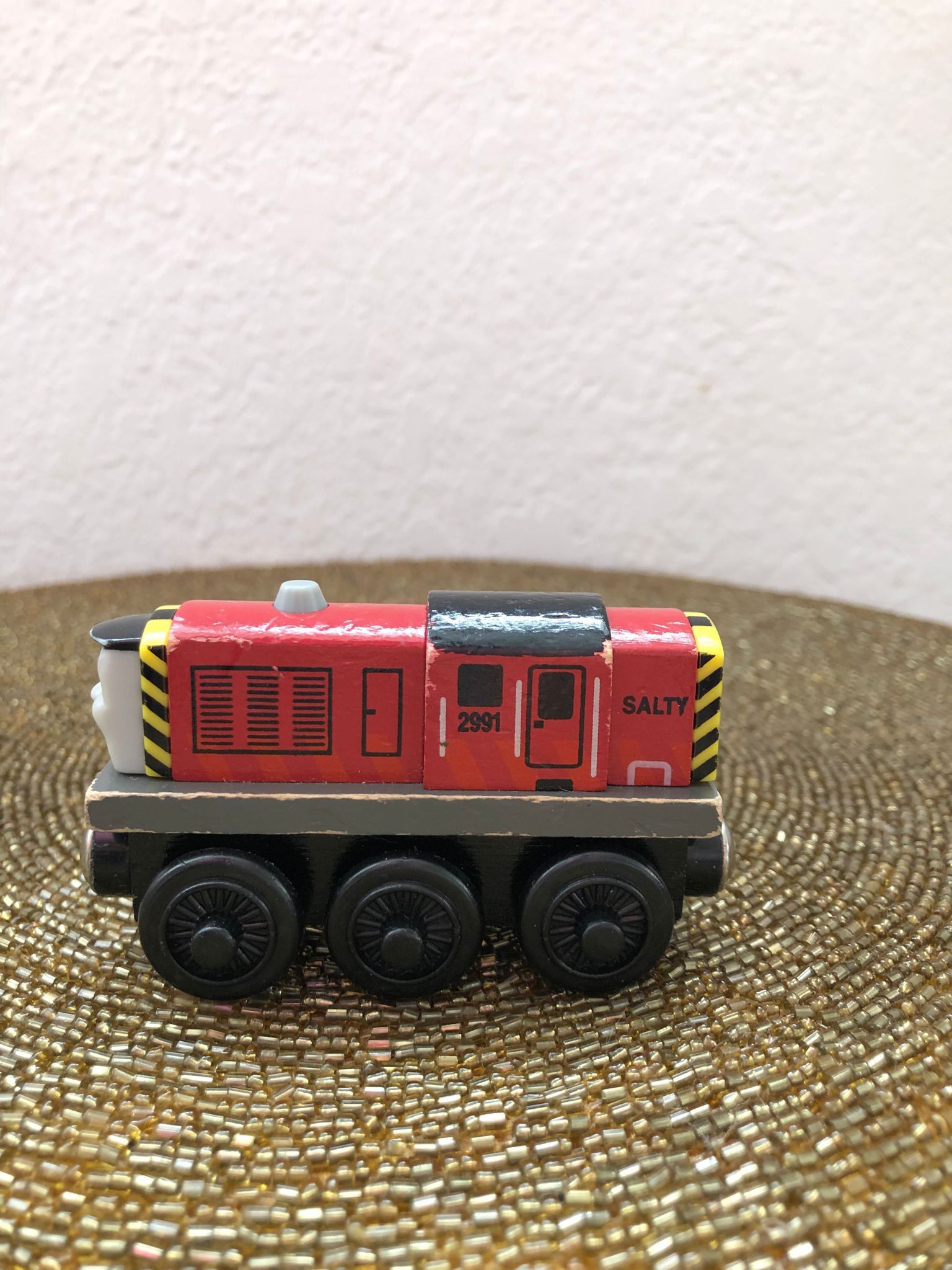 Thomas and Friends Wooden Railway Engine 2003 Salty the Dockside Diesel