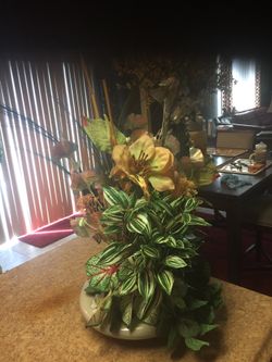 Two beautiful centerpiece just for you.