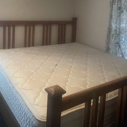 Serta Perfect Sleeper King Size Bed 