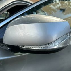 QX30 LEFT DRIVER SIDE MIRROR WITHOUT CAMERA