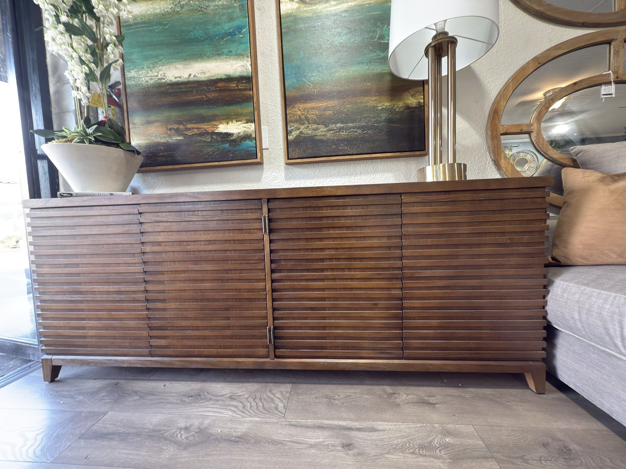 Brand New Aeris 84”/32”/16”D Solid Wood Console By Dovetail Furniture High-End