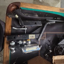 Trailer Hitch Kit with Ball and Hardware