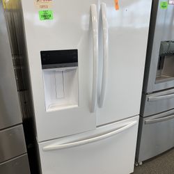 Frigidaire Refrigerator 