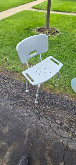 Gurdian adult Shower Chair 400pound limit