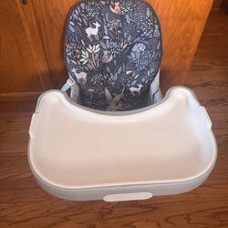 Fisher-Price Spacesaver Simple Clean High Chair, Moonlight Forest