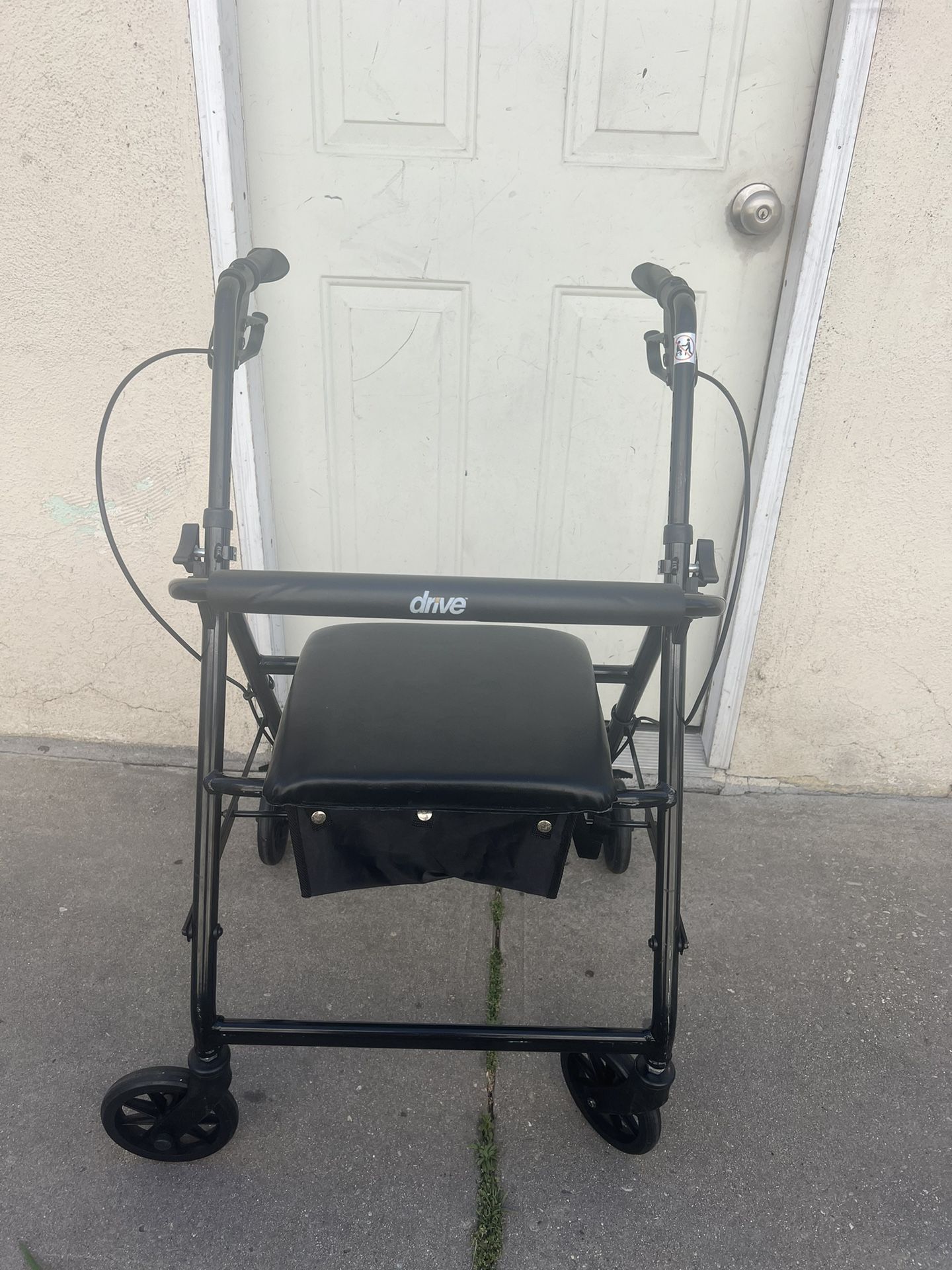DRIVE WALKER