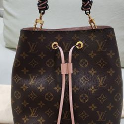 Auth Louis Vuitton Neo Noe Rose Poudre
