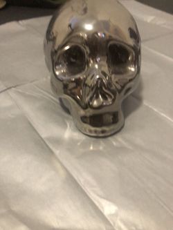 Decorative skull
