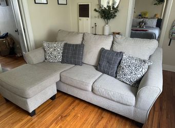 Ashley Homestores Light Gray 92" Chaise Sectional Sofa