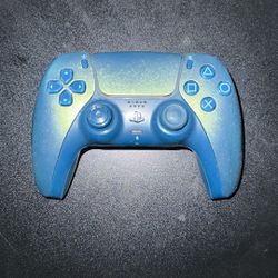 PS5 CONTROLLER used