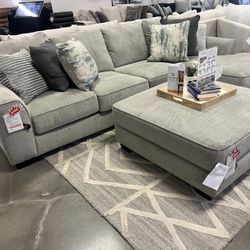 BRAND NEW SECTIONAL 