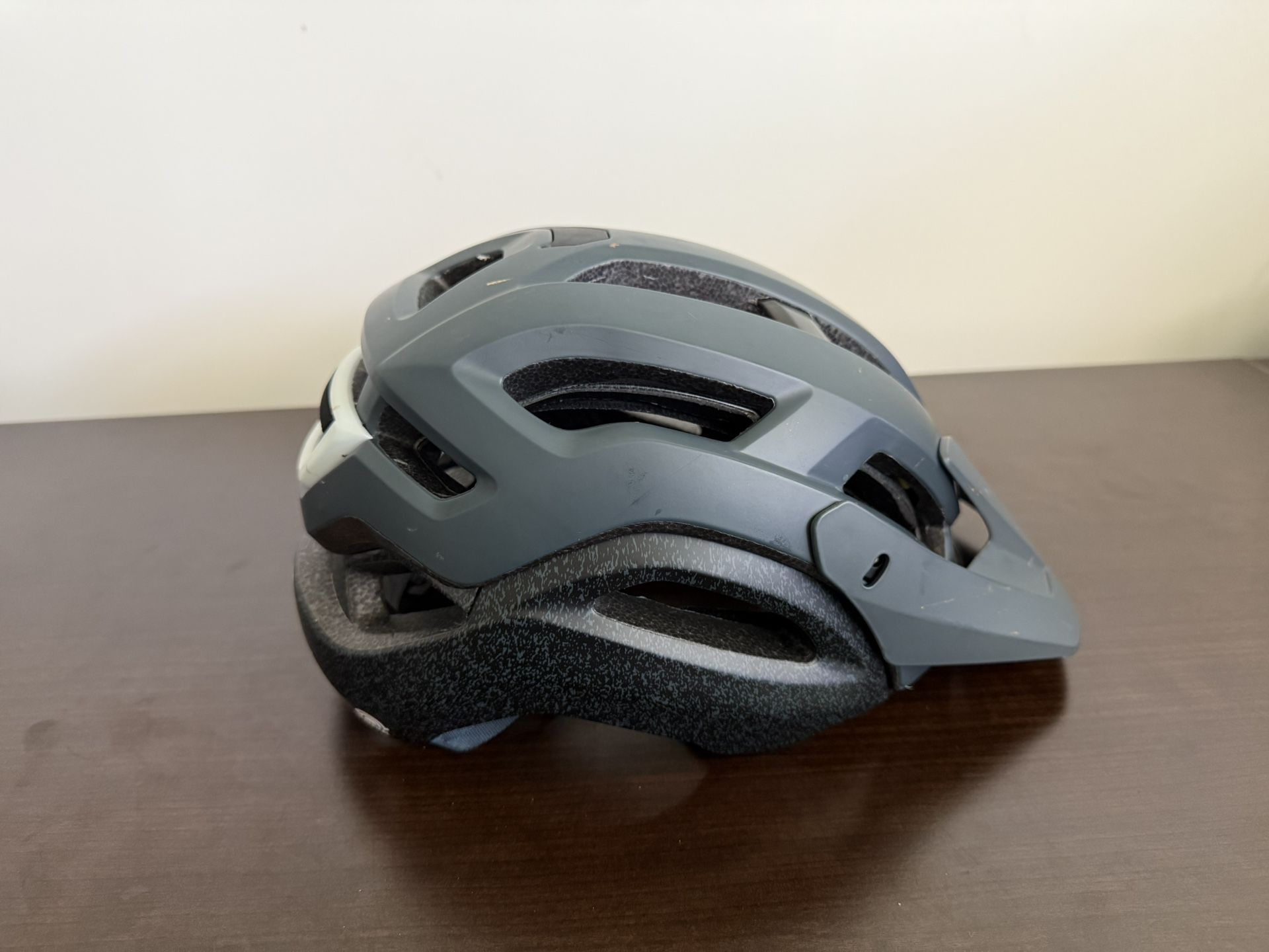 Giro MTB Helmet