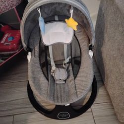 Baby Bouncer  Digital  Only Use A Few Times