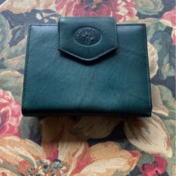 Buxton Dark Green Leather Wallet 