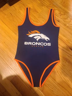 Denver Broncos NFL Team Apparel Size MED one piece Swimsuit