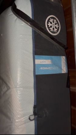 ($2000 OBO) New king Tempur-Pedic Lux Breeze soft Mattress