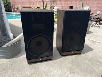 Mitsubishi Vintage Speaker Model SS 152