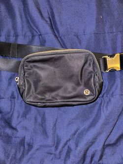 Lululemon belt bag