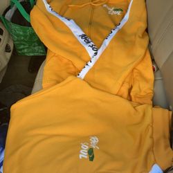 Rich$oul women’s sweatsuits size 4x $70 for 1 or 2 for $100 HMU 