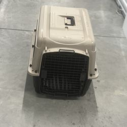 Petmate® Ultra Vari Plastic Travel Dog Kennel 28" for Small to Medium Pets 25-30 lbs, Taupe/Black - Petmate Ultra Vari Kennel is a secure and comforta