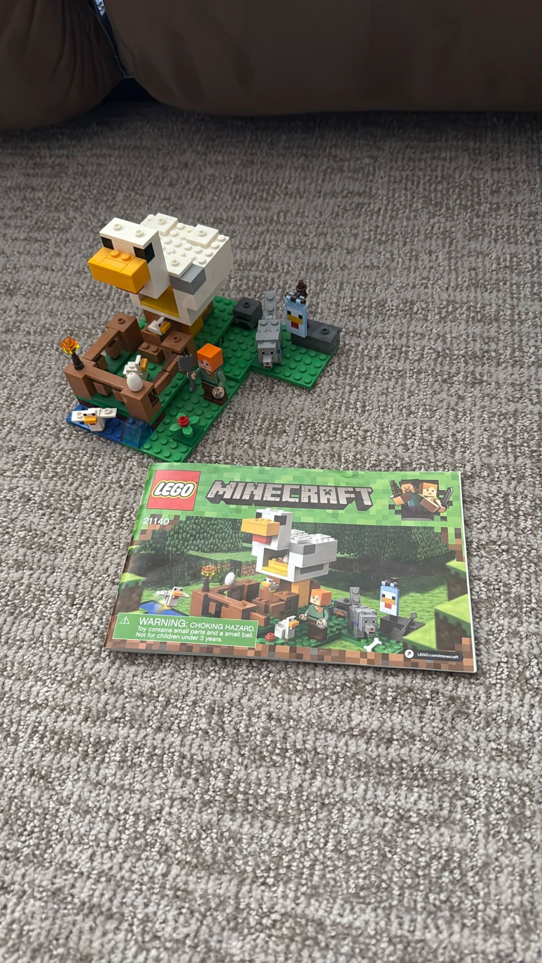 Minecraft LEGO Chicken Coop (OBO)