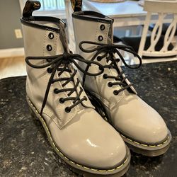 Women’s Dr. Martens Patent Grey Lace up Boot
