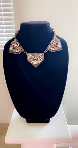 SWAROVSKI TRADITION Necklace