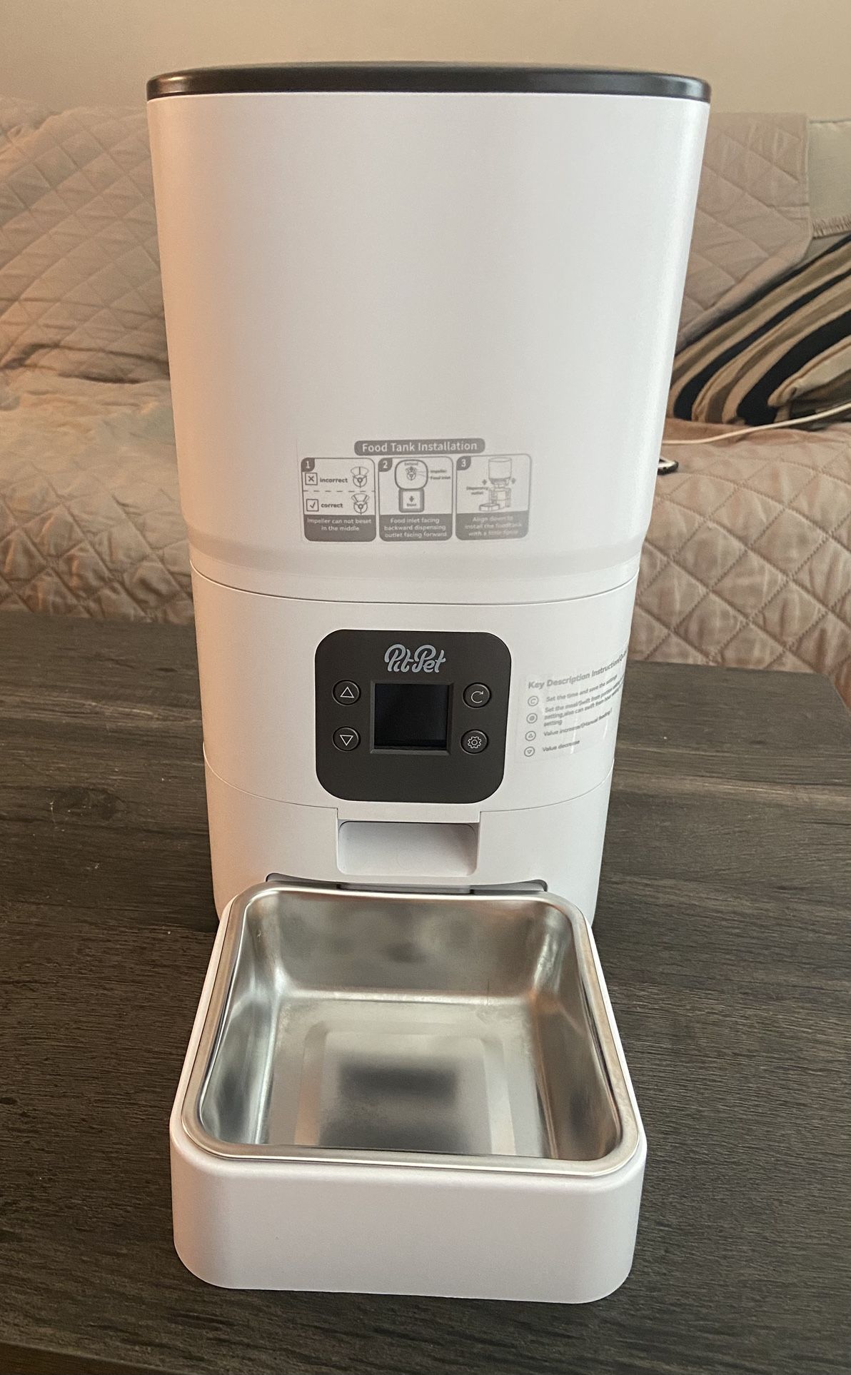 Automatic Cat Feeder 