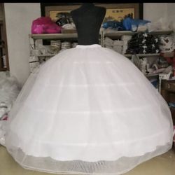 4 Hoops Big White Petticoat Super Fluffy Crinoline Slip Underskirt 