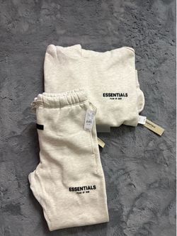 Essentials set