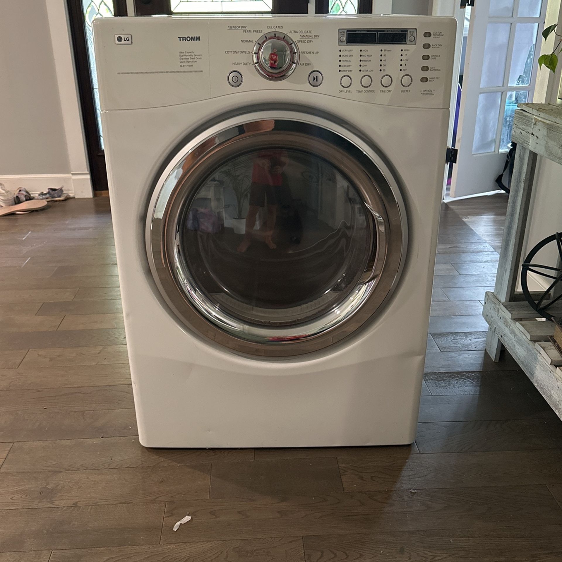 LG Dryer TROMM Electric 