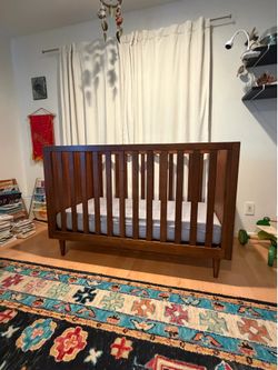 Crate & Kids Tatum Walnut Mid-Century Crib
