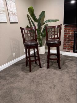 Pair of swivel barstools two chairs