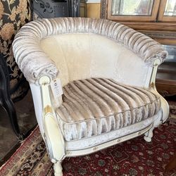 Italian Luxury Chair - 20% OFF OFFER!!!