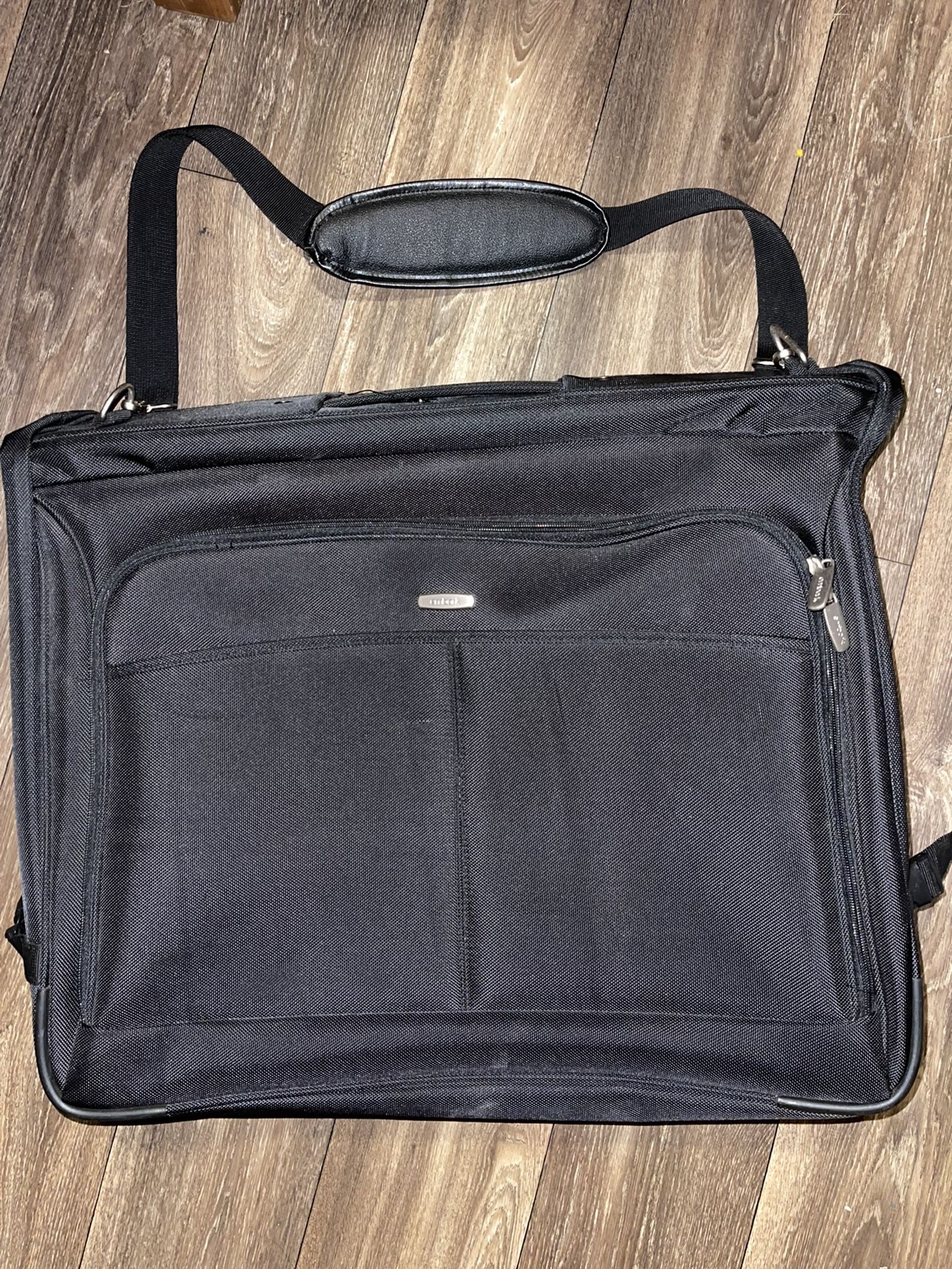 Suit carrier Lugage 