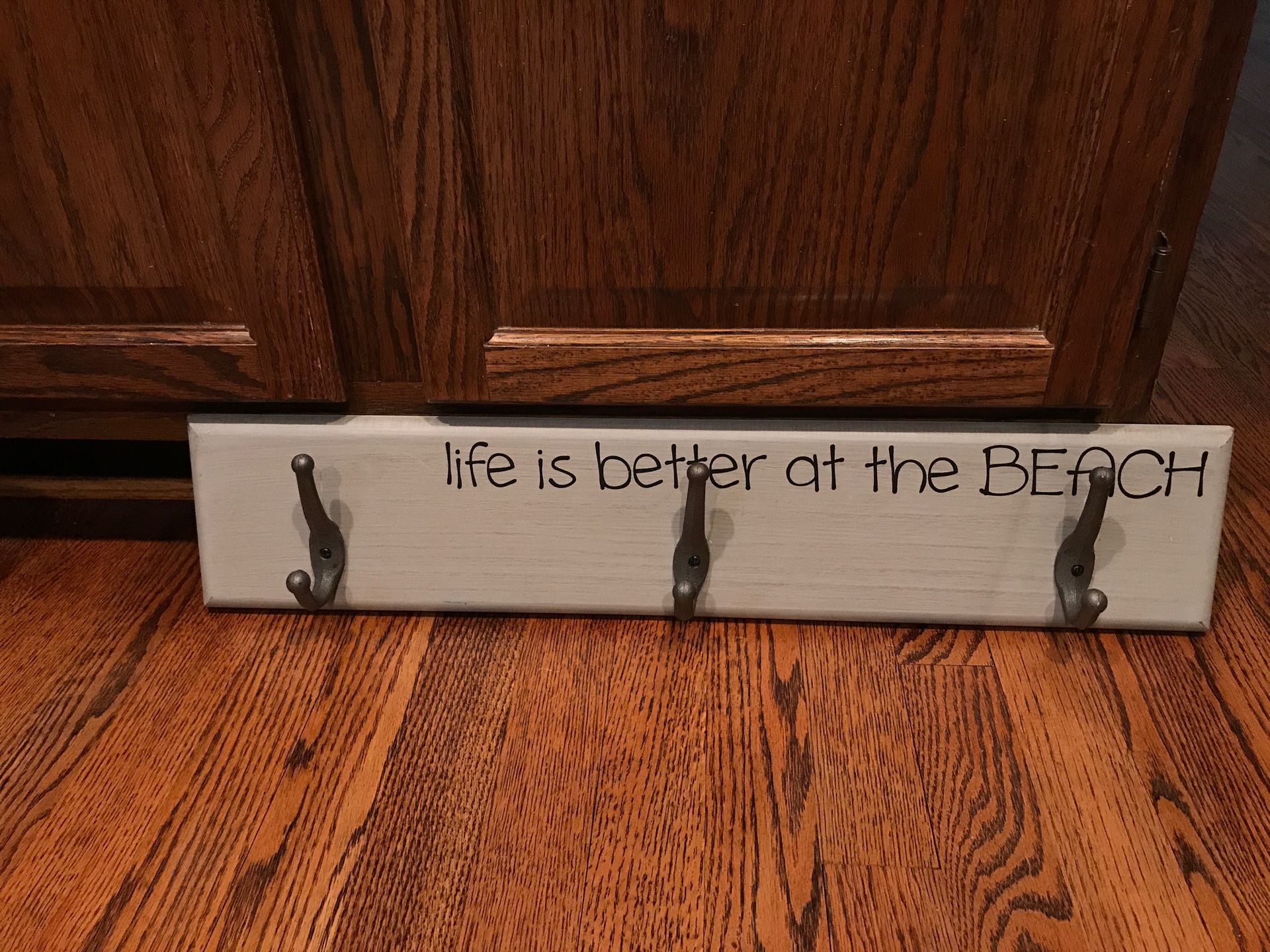 “Life is better at the Beach” wooden plaque with hooks