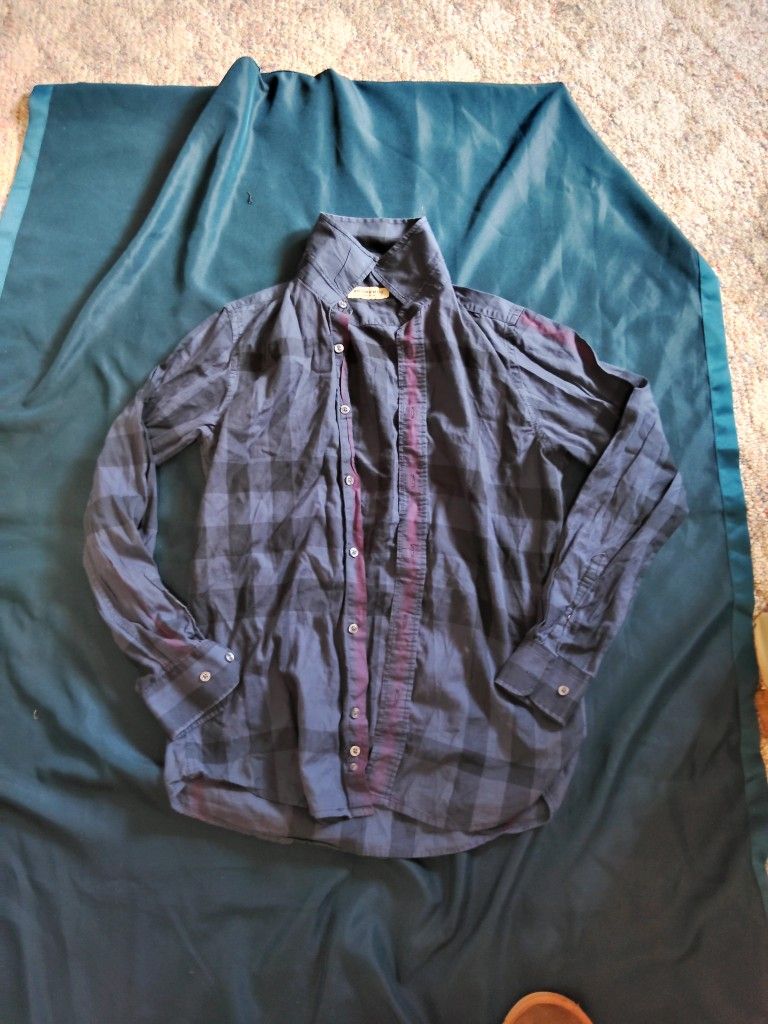 Men's Burberry Plaid Button Up Shirt